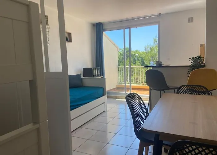 5 Min A Pied De La Agde