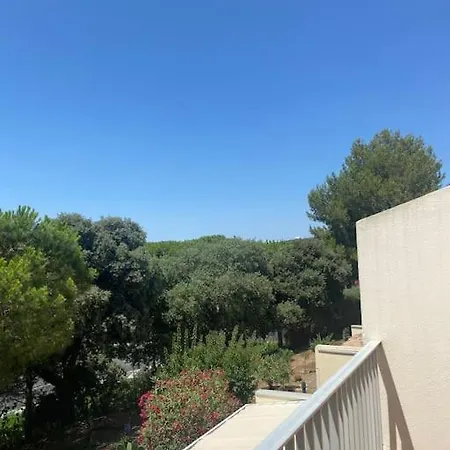 5 Min à Pied De La